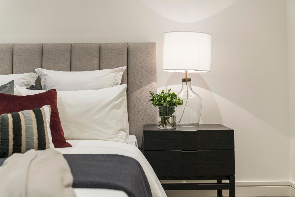 Jaką lampkę do sypialni wybrać